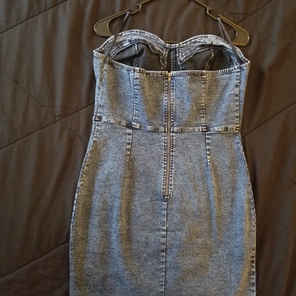 Jean dress - Picture 2 of 2